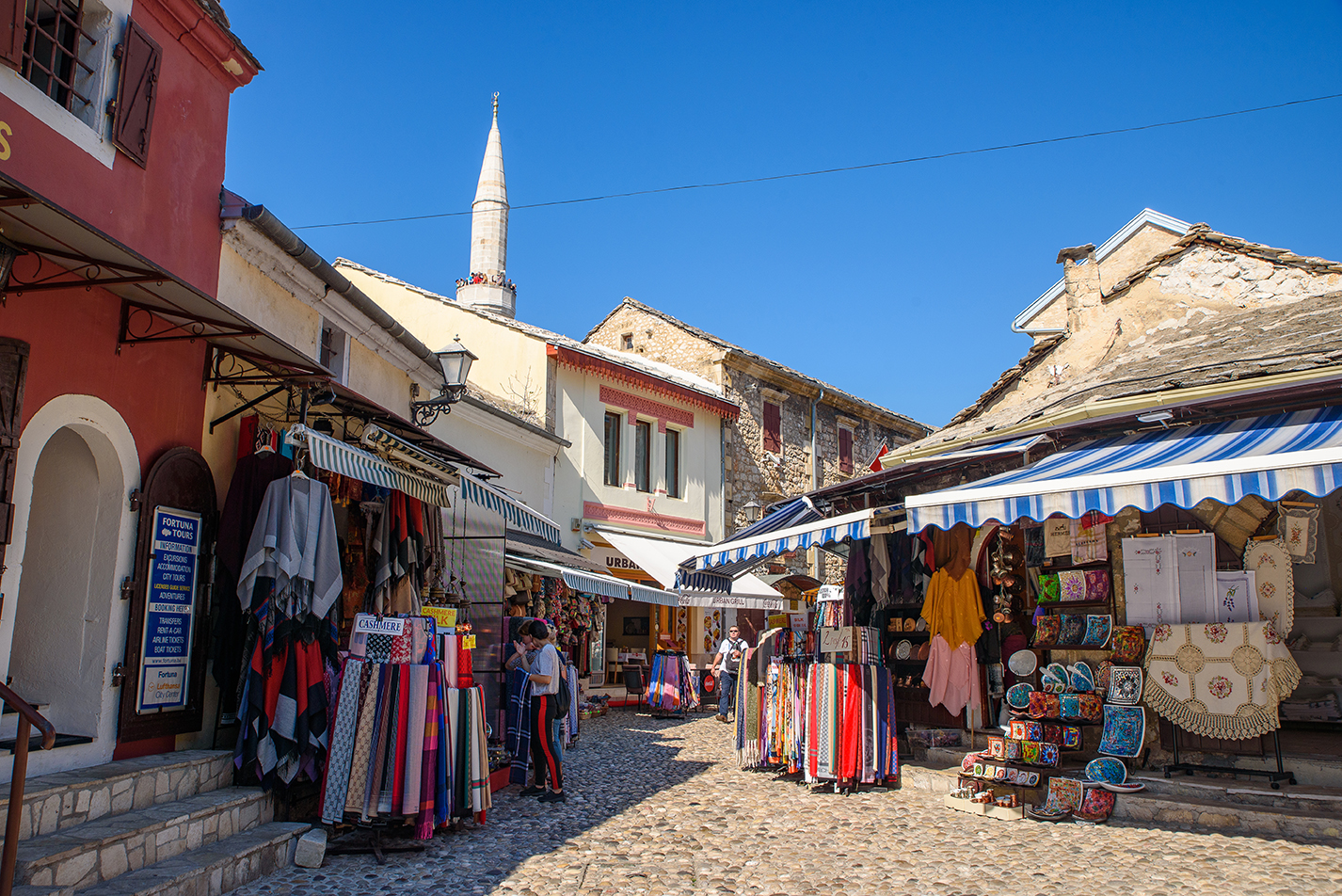 Handlegate i gamlebyen i Mostar