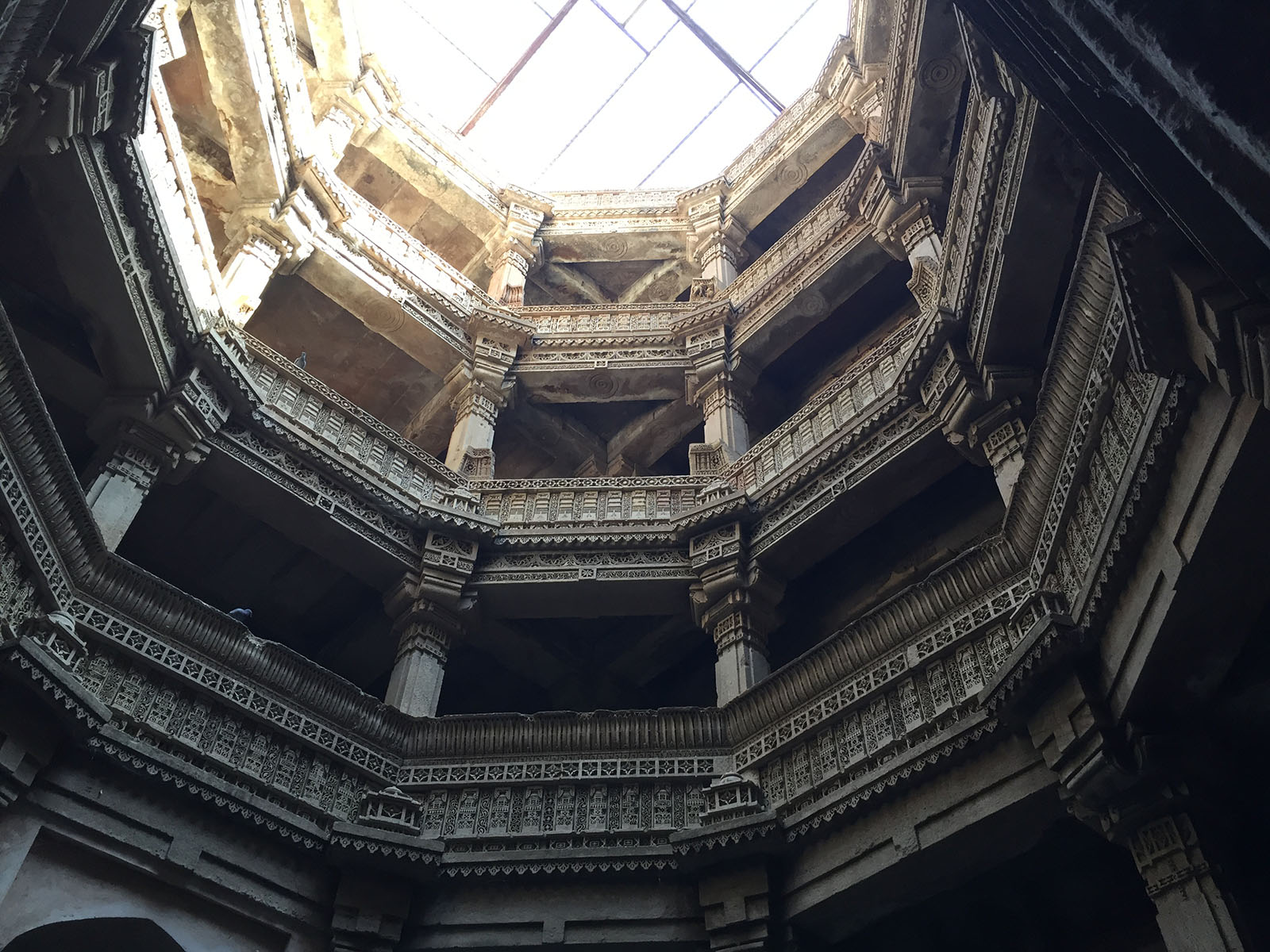 Adalaj Stepwell, den historiske trappebrønnen i Gujarat