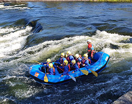 Rafting som en av aktivitetene i Setesdal